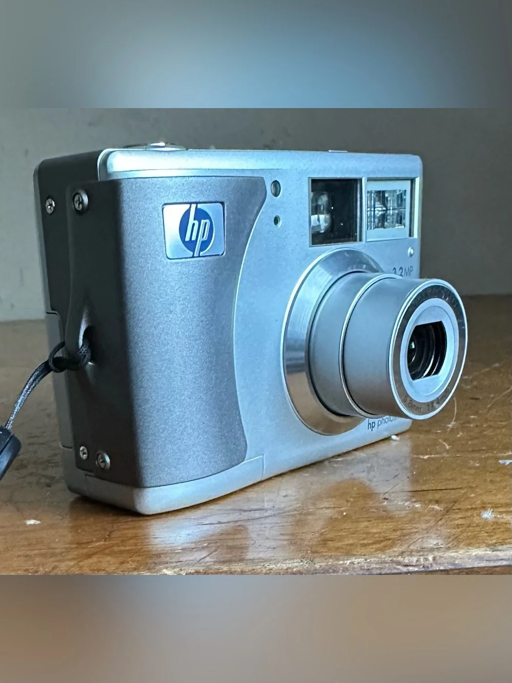 Camera (digital)